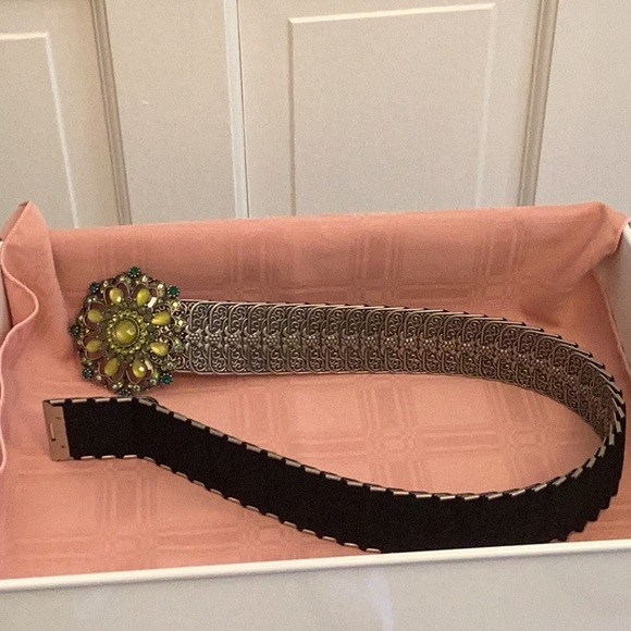 Ladies Belt - Picture 13 of 16